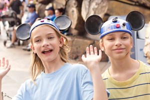 disneyland r2d2 mouse ears